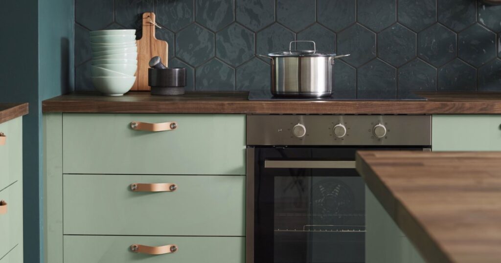 Changer les poignées de cuisine